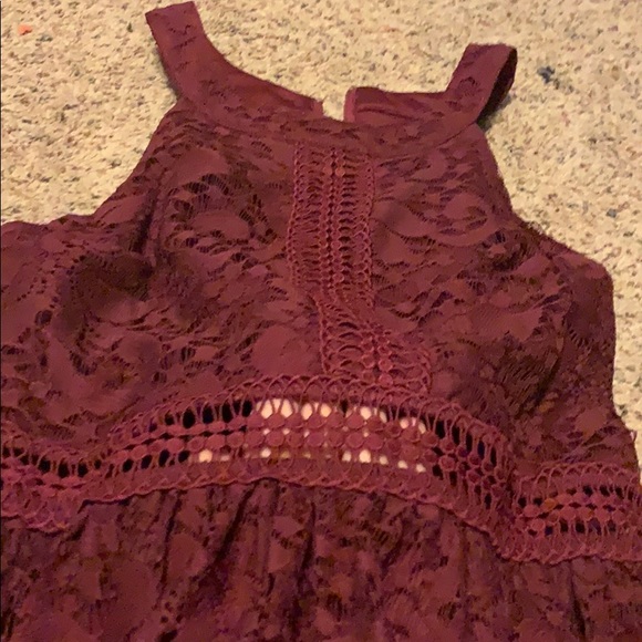 Formal dress - Picture 2 of 4